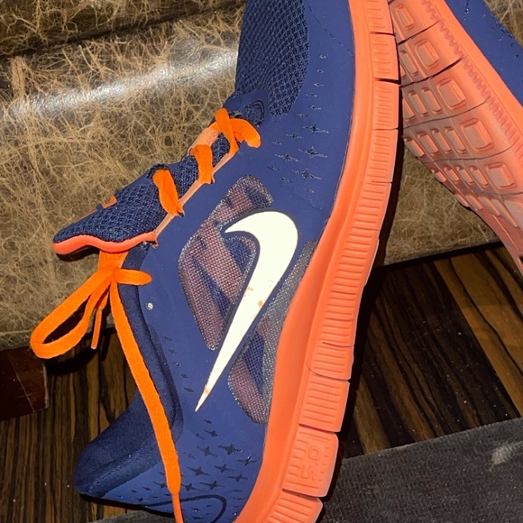 Nike Free Sneakers - Picture 12 of 13